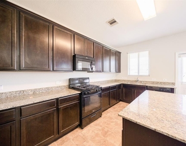 15810 Mountain Willow Way - Photo Thumbnail 5
