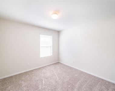 15810 Mountain Willow Way - Photo Thumbnail 19