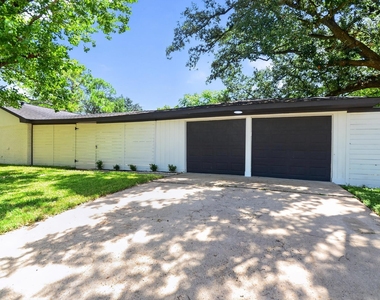 5675 Sylmar Road - Photo Thumbnail 4