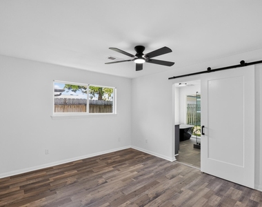 5675 Sylmar Road - Photo Thumbnail 22