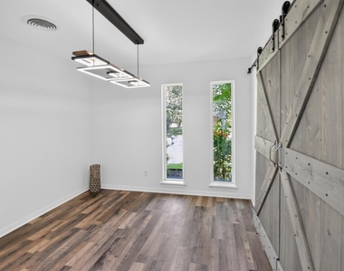 5675 Sylmar Road - Photo Thumbnail 13