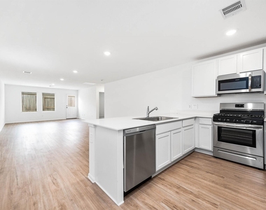 535 Flower Reed Court - Photo Thumbnail 5