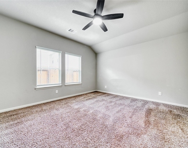 7919 Cypress Country Drive - Photo Thumbnail 12
