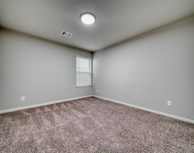 7919 Cypress Country Drive - Photo Thumbnail 17