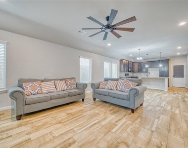 7919 Cypress Country Drive - Photo Thumbnail 6