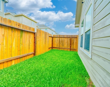 7919 Cypress Country Drive - Photo Thumbnail 22