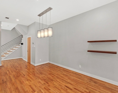 1410 Knox Street - Photo Thumbnail 17