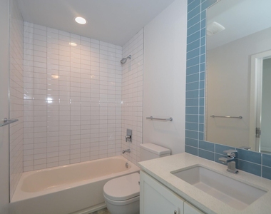 1907 Oakdale Street - Photo Thumbnail 5