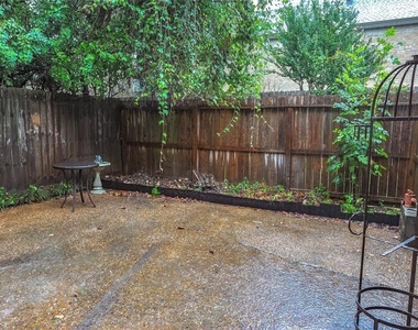 12633 Memorial Drive - Photo Thumbnail 13