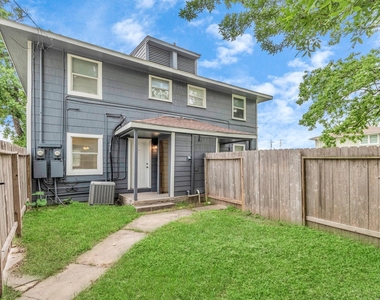 4701 Burket - Photo Thumbnail 14