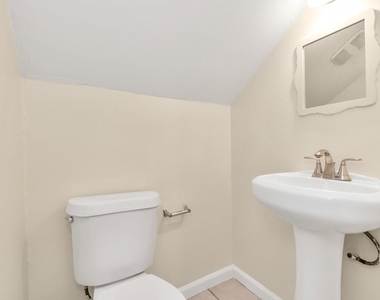 4701 Burket - Photo Thumbnail 9