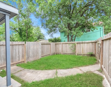 4701 Burket - Photo Thumbnail 12
