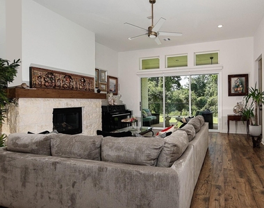 1137 Stillwater Pond - Photo Thumbnail 11