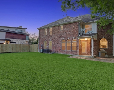 5365 Lampasas Street - Photo Thumbnail 32