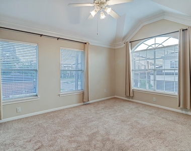 5365 Lampasas Street - Photo Thumbnail 21