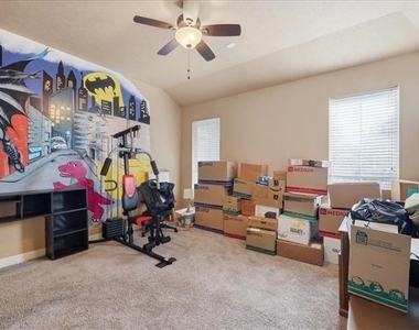 108 Wade - Photo Thumbnail 27
