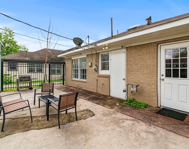 5217 Claremont Street - Photo Thumbnail 7