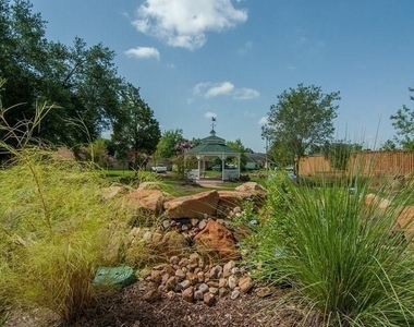2110 Whiteback Drive - Photo Thumbnail 44