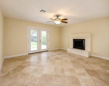 2110 Whiteback Drive - Photo Thumbnail 10