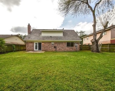 2110 Whiteback Drive - Photo Thumbnail 33