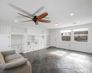 115 Marlin Avenue - Photo Thumbnail 6