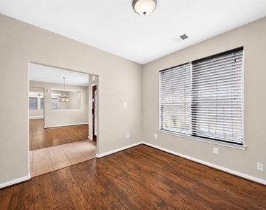 7216 S Boulder Cliff Lane - Photo Thumbnail 11