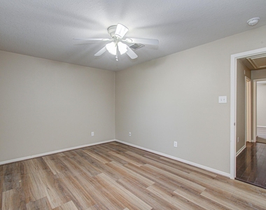 24203 Emory Green Street - Photo Thumbnail 6
