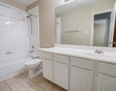 24203 Emory Green Street - Photo Thumbnail 12