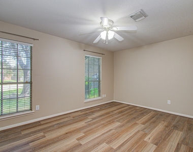 24203 Emory Green Street - Photo Thumbnail 4