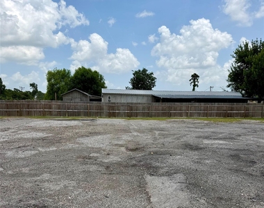 14003 Alderson Street - Photo Thumbnail 4