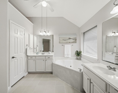 11308 Windy Dawn Drive - Photo Thumbnail 25