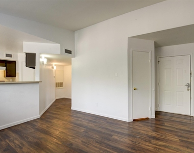 7200 W T C Jester Boulevard - Photo Thumbnail 7