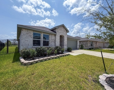 3101 Emerald Ocean Drive - Photo Thumbnail 1