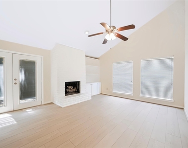 930 Mesa Terrace Drive - Photo Thumbnail 23
