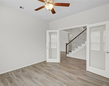10723 Lacaille Lane - Photo Thumbnail 9