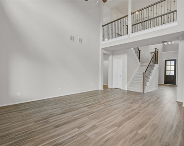 10723 Lacaille Lane - Photo Thumbnail 5