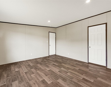 5055 Road 3540 - Photo Thumbnail 16