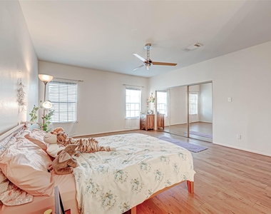 3780 Tanglewilde Street - Photo Thumbnail 32