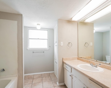 25115 Burrard Street - Photo Thumbnail 16
