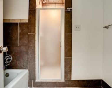 5203 Braesvalley Drive - Photo Thumbnail 16