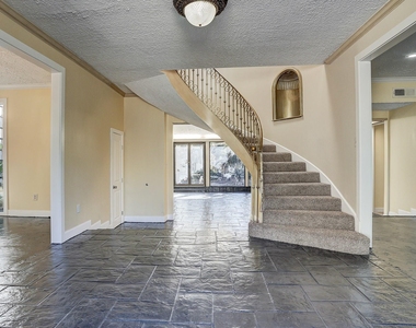 5203 Braesvalley Drive - Photo Thumbnail 1