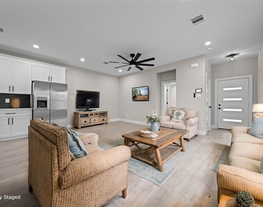 929 Green Meadow Lane - Photo Thumbnail 24
