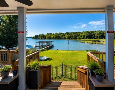 150 Edgewater Way - Photo Thumbnail 4