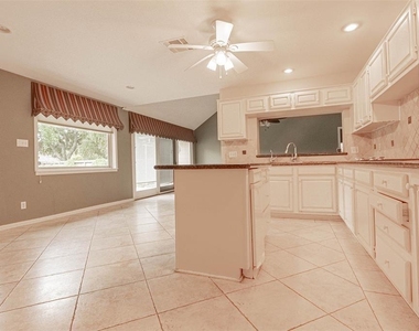 13103 Rincon Drive - Photo Thumbnail 11