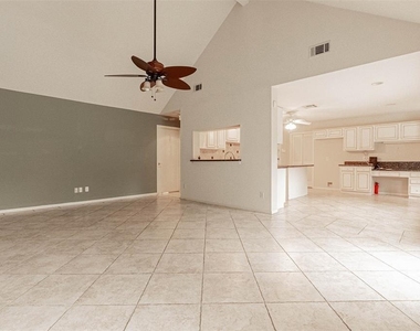 13103 Rincon Drive - Photo Thumbnail 9