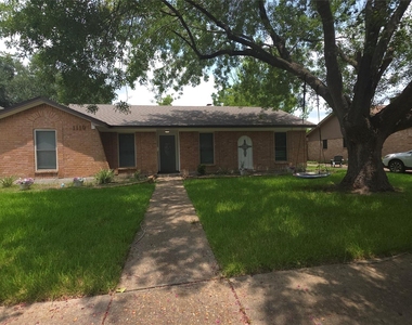 1119 Montour Drive - Photo Thumbnail 2