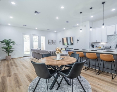 3505 Ennis Street - Photo Thumbnail 1