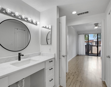 2475 Underwood Street - Photo Thumbnail 27
