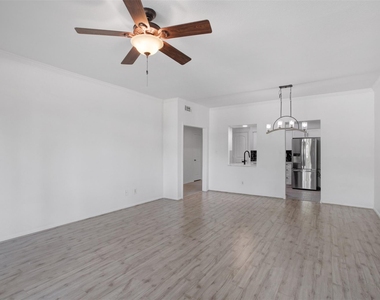 2475 Underwood Street - Photo Thumbnail 16