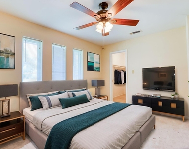 607 Rosewood Drive - Photo Thumbnail 36